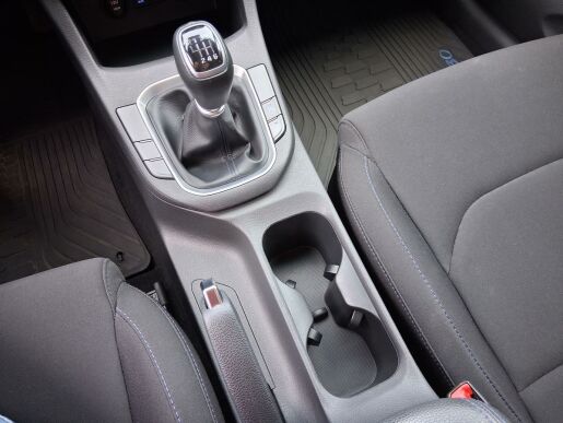 Hyundai i30 GO! 1.4 T-GDi 103 kW