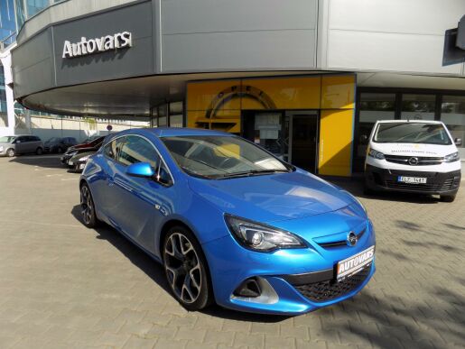Opel Astra 2.0 16V OPC
