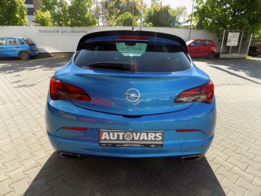 Opel Astra 2.0 16V OPC
