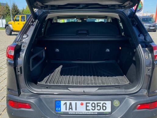 Jeep Cherokee 2,0 M-JET 4x4 LIMITED MAN