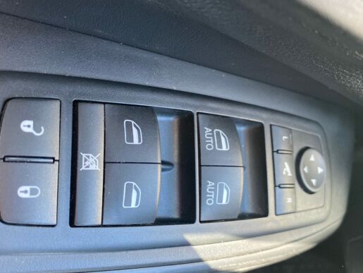 Jeep Cherokee 2,0 M-JET 4x4 LIMITED MAN
