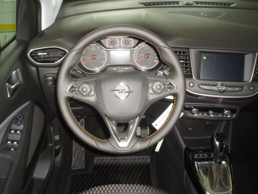 Opel Crossland X 5DR 1,2Turbo  Innovation AT6 /