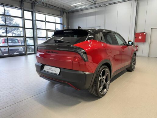Alfa Romeo Junior Veloce 280 Elettrica 54 kWh