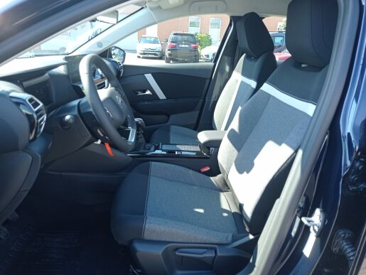 Citroën C4 You 1.2 PT 100k modrá Eclipse