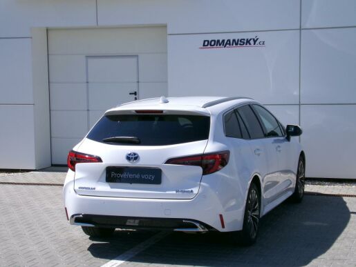 Toyota Corolla STYLE TECH 1,8 HEV 103kW AT