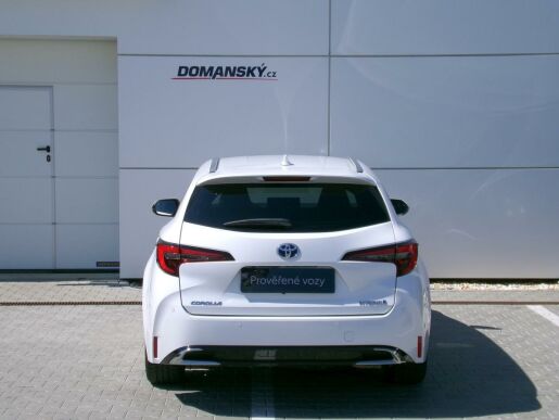 Toyota Corolla STYLE TECH 1,8 HEV 103kW AT