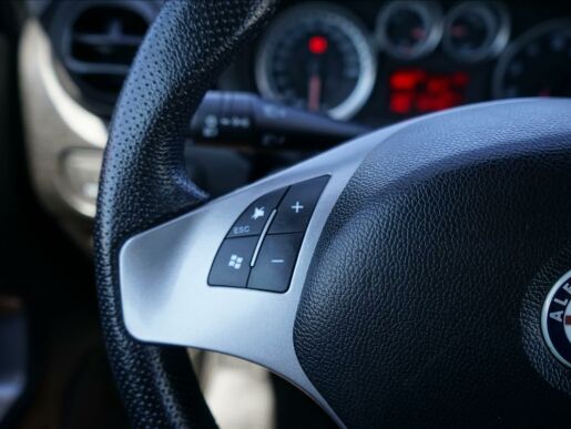 Alfa Romeo MiTo 1,4 Multiair 105k  Distinctive