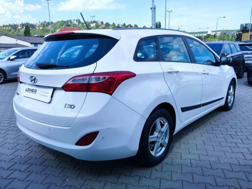 Hyundai i30 1.6 CRDi/81kW Trikolor
