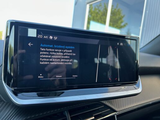 Peugeot 2008 ALLURE Hybrid 145k e-DCS6