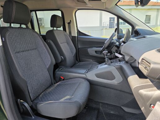 Peugeot Rifter LONG ALLURE 1.5BlueHDi 130k MAN6  - BOHATÁ VÝBAVA