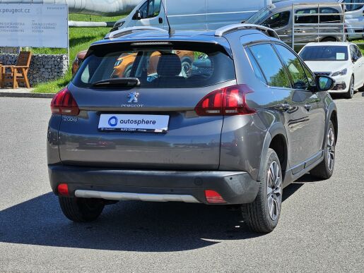 Peugeot 2008 1.2 PT 110 ALLURE MAN5
