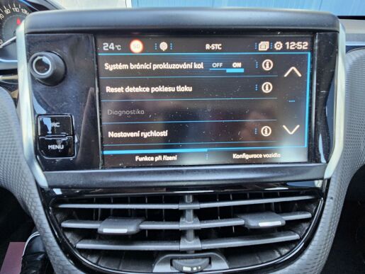 Peugeot 2008 1.2 PT 110 ALLURE MAN5