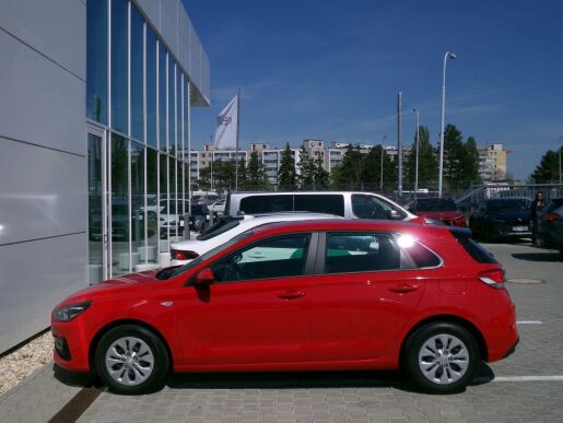 Hyundai i30 1,5i 80kW