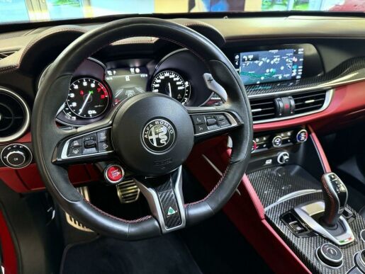 Alfa Romeo Stelvio 2.9 V6 BiTurbo 510k AT8 ZF Q4