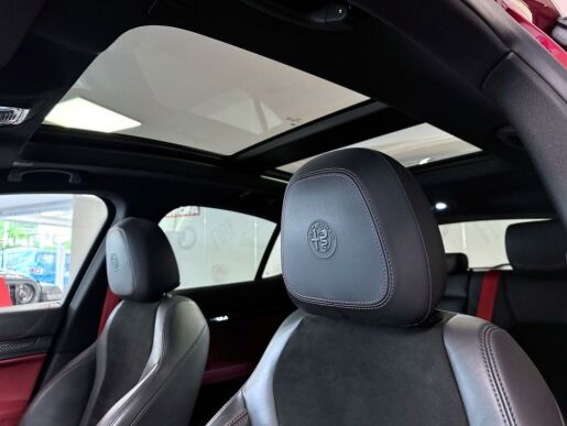 Alfa Romeo Stelvio 2.9 V6 BiTurbo 510k AT8 ZF Q4