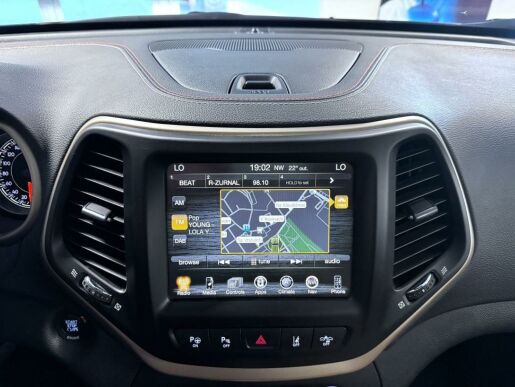 Jeep Cherokee 2.2 MJD 9ATX 200k 4x4 75th Ann
