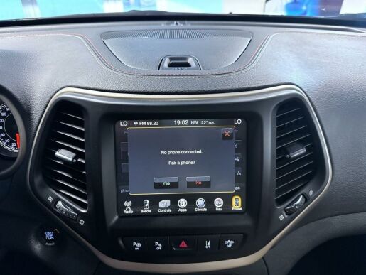 Jeep Cherokee 2.2 MJD 9ATX 200k 4x4 75th Ann