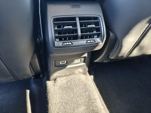 Citroën C4 Shine 1.2 Pure Tech 130k Automat - bílá Perle Nacre