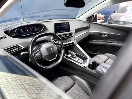 Peugeot 3008 ALLURE, el. sedadla+kufr, navigace