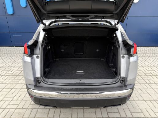 Peugeot 3008 ALLURE, el. sedadla+kufr, navigace