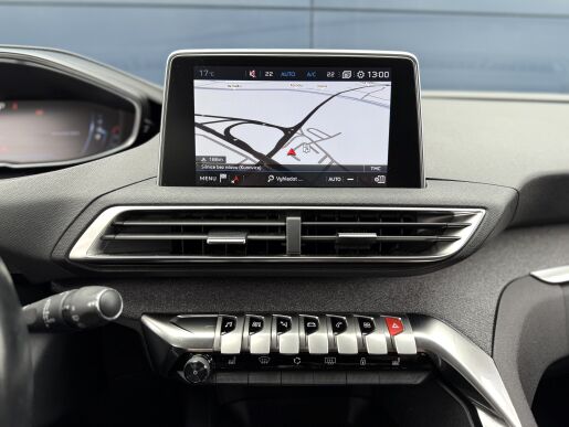 Peugeot 3008 ALLURE, el. sedadla+kufr, navigace