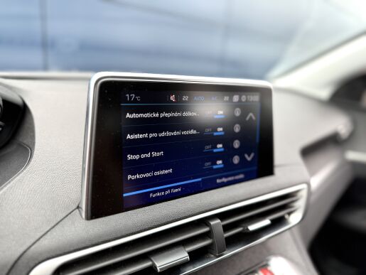 Peugeot 3008 ALLURE, el. sedadla+kufr, navigace