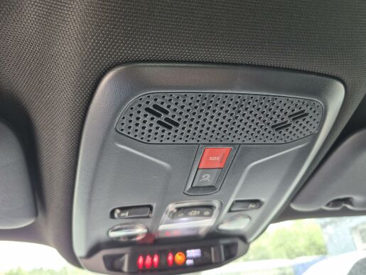Peugeot 2008 STYLE PureTech 100 S&S MAN6