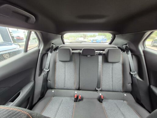 Peugeot 2008 STYLE PureTech 100 S&S MAN6