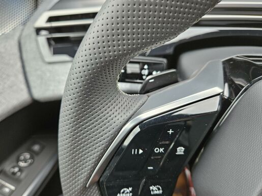Peugeot 3008 Hybrid GT 136 e-DCS6