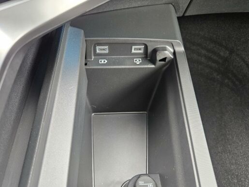 Peugeot 3008 Hybrid GT 136 e-DCS6