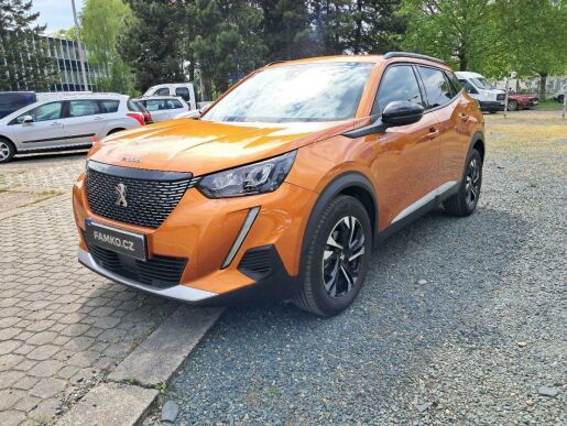 Peugeot 2008 Allure 1,2 PureTech 130 96 kW