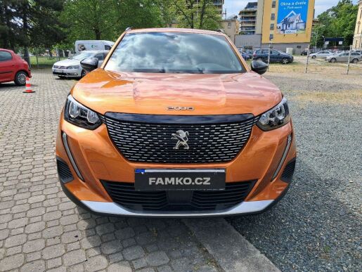 Peugeot 2008 Allure 1,2 PureTech 130 96 kW