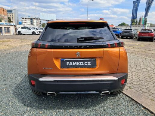 Peugeot 2008 Allure 1,2 PureTech 130 96 kW