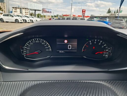 Peugeot 2008 Allure 1,2 PureTech 130 96 kW