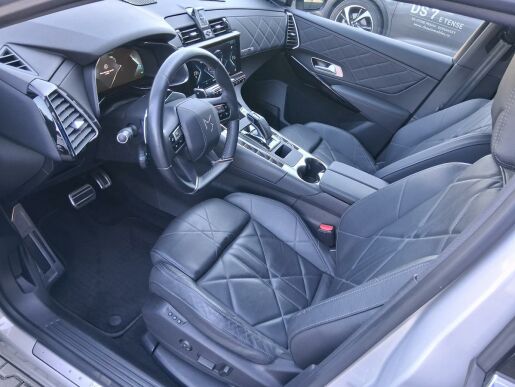DS Automobiles DS7 Crossback RIVOLI 1.6 E-Tense 4x4 221 kW