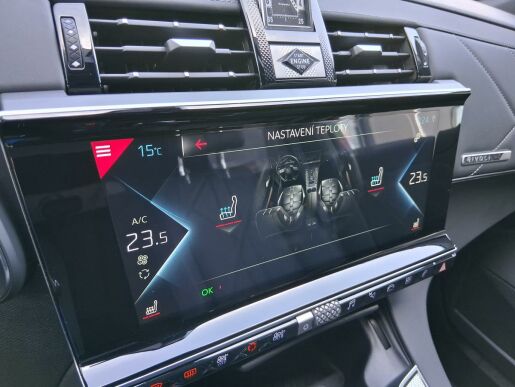 DS Automobiles DS7 Crossback RIVOLI 1.6 E-Tense 4x4 221 kW