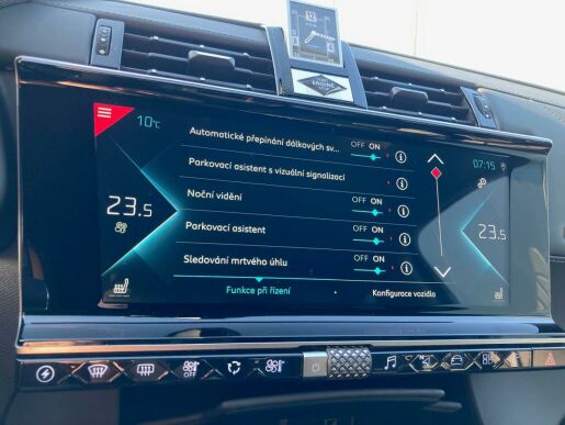 DS Automobiles DS7 Crossback RIVOLI 1.6 E-Tense 4x4 221 kW