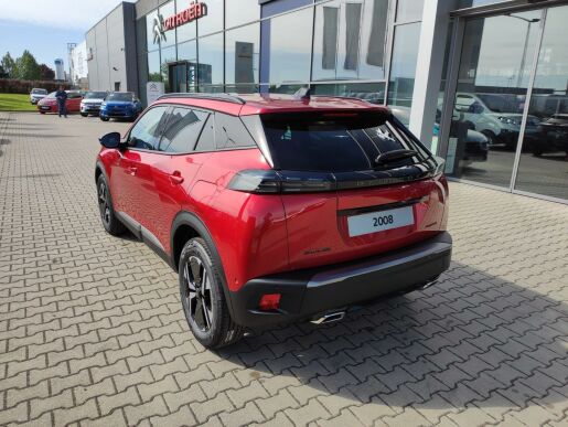 Peugeot 2008 ALLURE 1.2 136k HY AUTOMAT