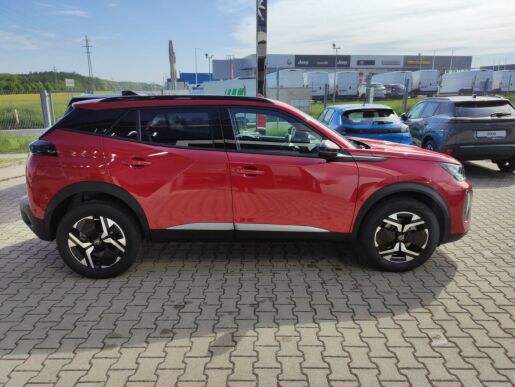 Peugeot 2008 ALLURE 1.2 136k HY AUTOMAT