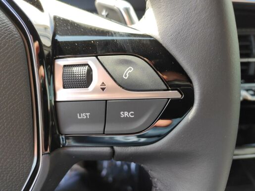 Peugeot 2008 ALLURE 1.2 136k HY AUTOMAT