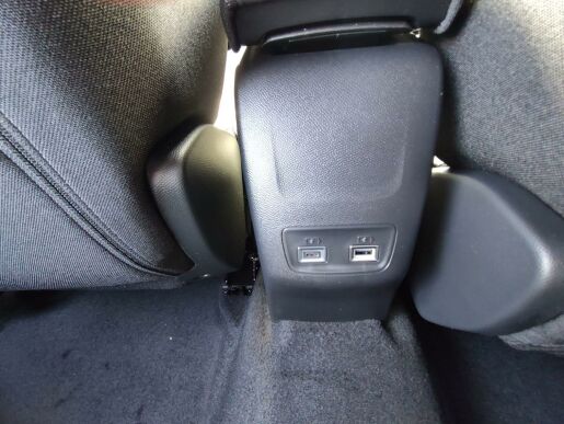 Peugeot 2008 ALLURE 1.2 136k HY AUTOMAT