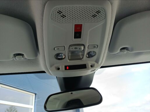 Peugeot 208 Allure Hybrid 100 e-DCS6