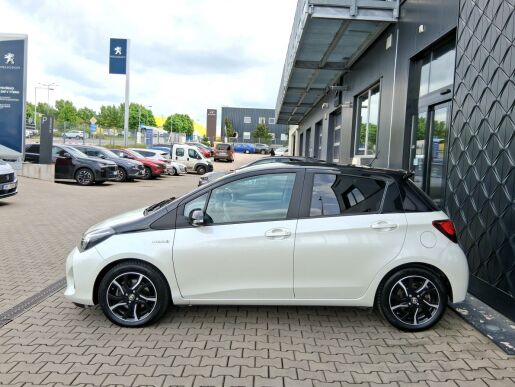 Toyota Yaris SELECTION 1.5 Hybrid 74 kW