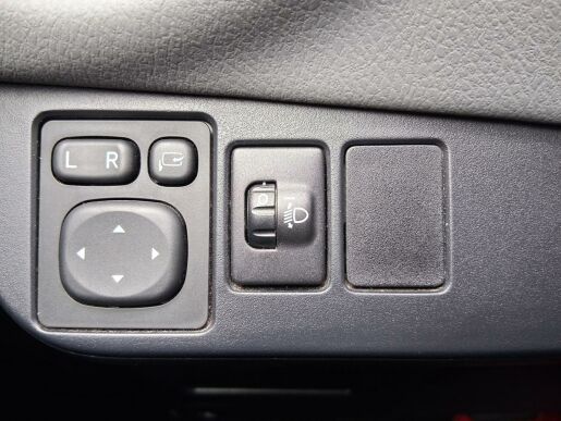 Toyota Yaris SELECTION 1.5 Hybrid 74 kW