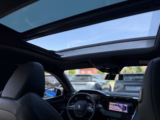 Peugeot 308 GT, El. Panorama, Tažné, Matrix LED