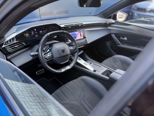 Peugeot 308 GT, El. Panorama, Tažné, Matrix LED