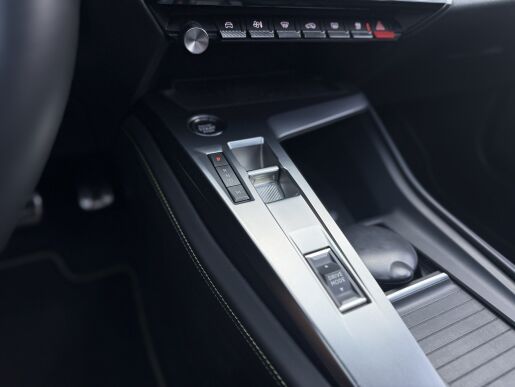 Peugeot 308 GT, El. Panorama, Tažné, Matrix LED