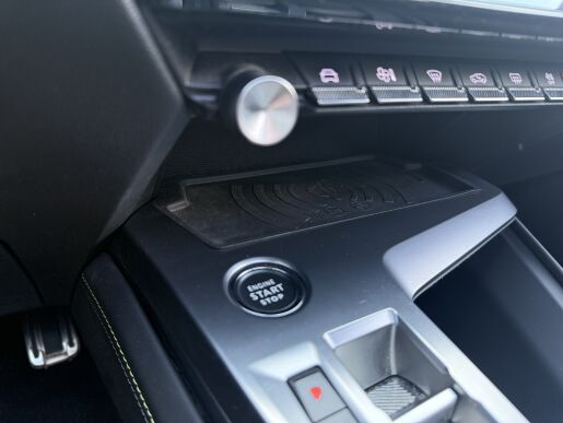 Peugeot 308 GT, El. Panorama, Tažné, Matrix LED