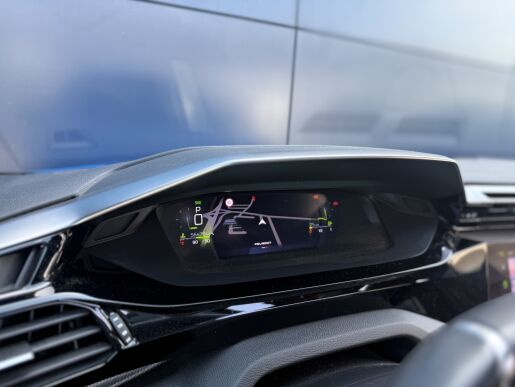 Peugeot 308 GT, El. Panorama, Tažné, Matrix LED