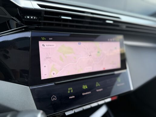 Peugeot 308 GT, El. Panorama, Tažné, Matrix LED